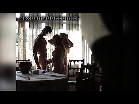 ❤️ Jinsiy do'stlar bahaybat odamni va u bilan birga uchlikni taklif qilishadi ❤ Super porno uz.xlxxporno.ru ❌️❤